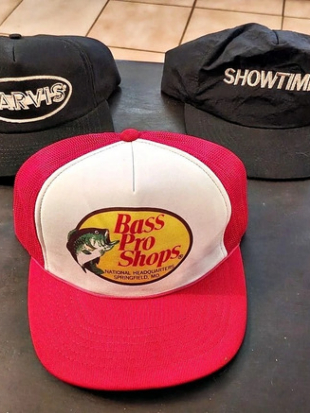 Bass Pro Shops Vintage Sign Trucker Cap 3-Piece Set
